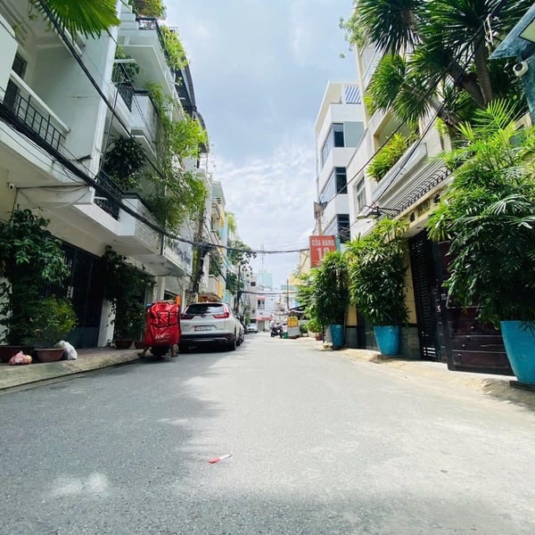 Bán tòa nhà 7 - 9 Đặng Thai Mai, P7, Quận Phú Nhuận