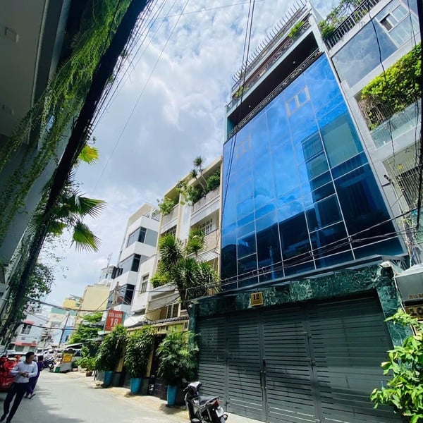 Bán tòa nhà 7 - 9 Đặng Thai Mai, P7, Quận Phú Nhuận