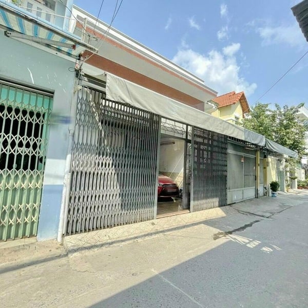 Nhà 2 mặt tiền hẻm xe hơi Lâm Văn Bền, 6m x 15m