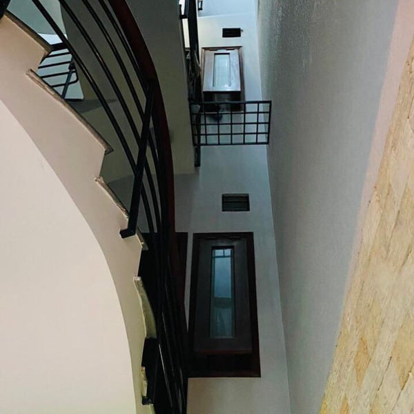 NHà 4  tầng hẻm xe hơi Lâm văn bền 4m x 18m nở hậu