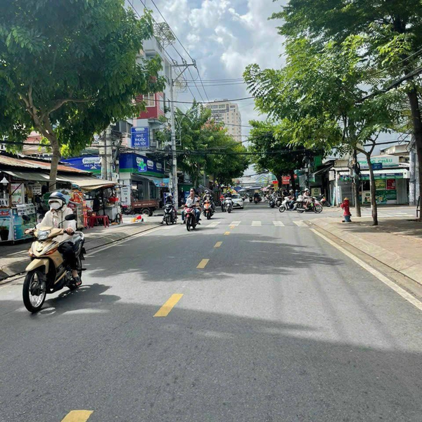 Nhà góc 2 mặt tiền đường Mai Văn Vĩnh & đường số, Phường Tân Quy 