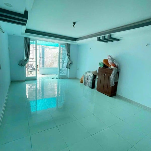 Nhà 2 tầng hẻm 803 Huỳnh Tấn Phát 4m x 15,75m