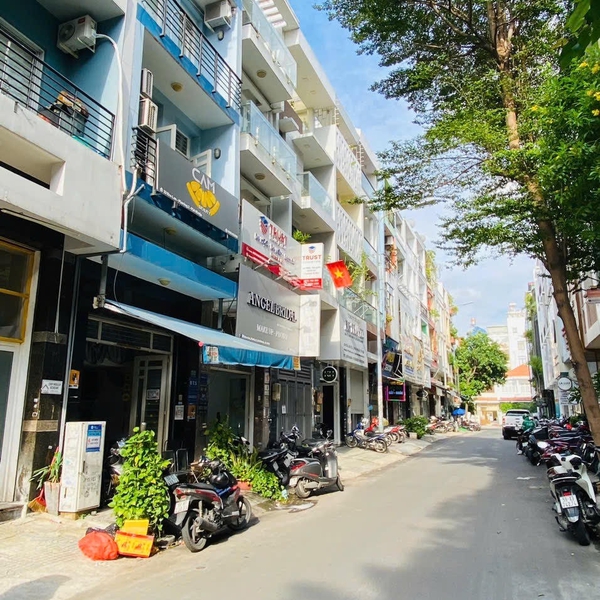 Bán nhà 33 Hoa Lan, Phường 2, Quận Phú Nhuận