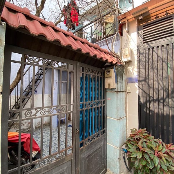 Bán nhà hẻm 1L hẻm 126 huỳnh tấn phát , 3.2m x 13.68m nở hậu 3.57m chỉ 4 tỷ 2