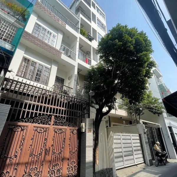 Bán tòa nhà căn hộ dịch vụ Quận 10 đường Tô Hiến Thành 2 mặt tiền 