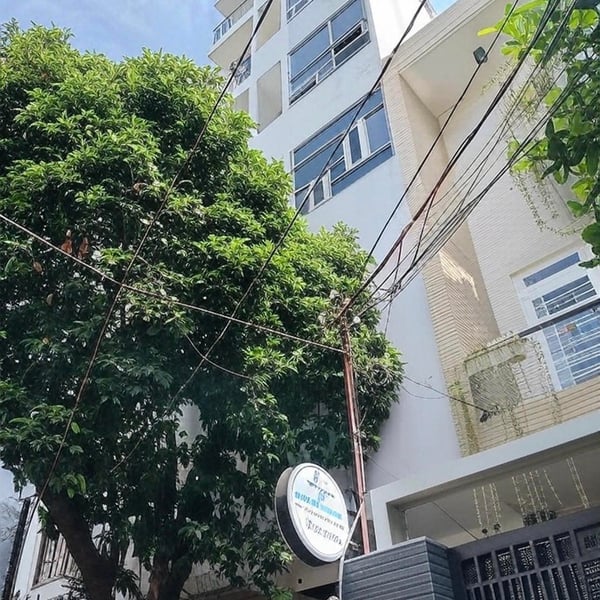 Bán tòa nhà căn hộ dịch vụ Quận 10 đường Tô Hiến Thành 2 mặt tiền 