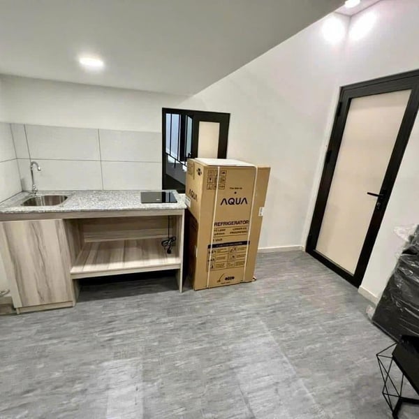 Bán tòa nhà căn hộ dịch vụ Quận 10 đường Tô Hiến Thành 2 mặt tiền 