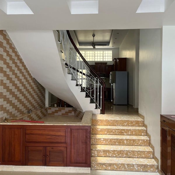 Nhà 5 tầng mặt tiền đường số, Phường Tân Quy Gần Mai Văn Vĩnh 