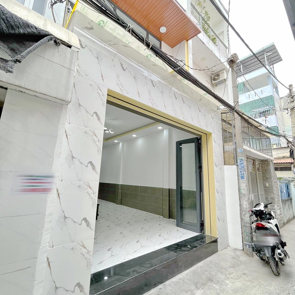 Nhà 2T hẻm 60 lâm Vắn bền , tân kiểng , 4m x 14m 