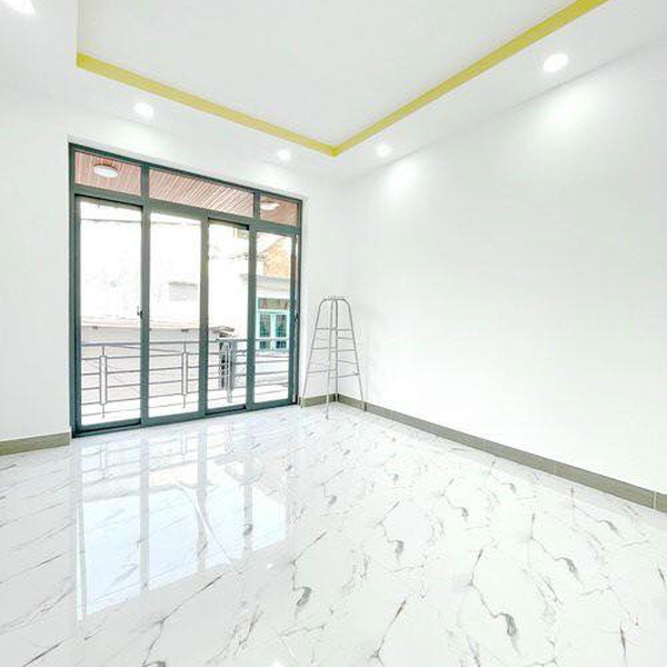 Nhà 2T hẻm 60 lâm Vắn bền , tân kiểng , 4m x 14m 