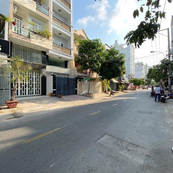 Bán nhà 3L phan huy thực , Tân kiểng , 4m x 17.7m chỉ 12 tỷ 8