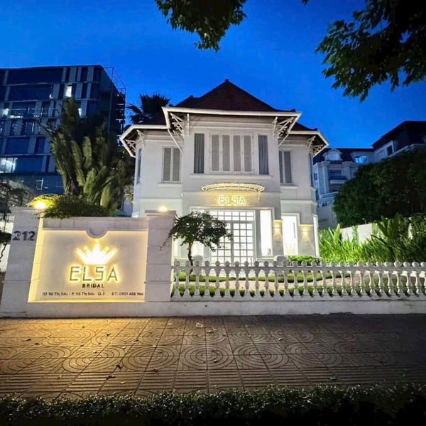 Bán biệt thự 212 - 212A Võ Thị Sáu, P. Xuân Hoà, Quận 3