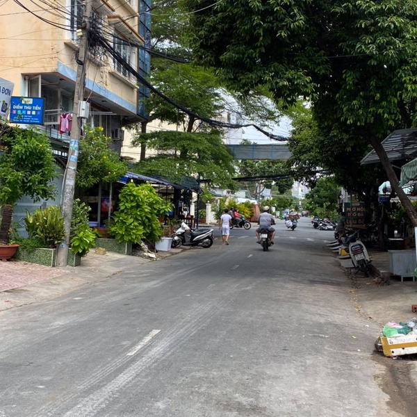 Nhà mt đường 43 tân quy , 4.1m x 22.85m