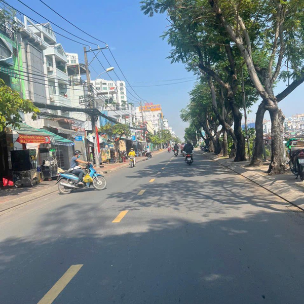 Tòa CHDV 7 tầng mặt tiền đường Trần Xuân Soạn, Tân Kiểng 