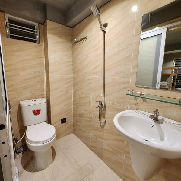 Nhà 3 tầng hẻm 502 huỳnh tấn phát 4m x 13,32m