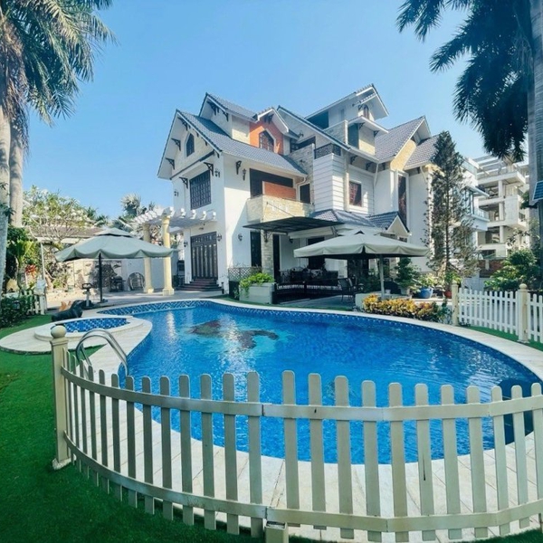 Bán biệt thự 171 Nguyễn Văn Hưởng, Phường Thảo Điền, Quận 2