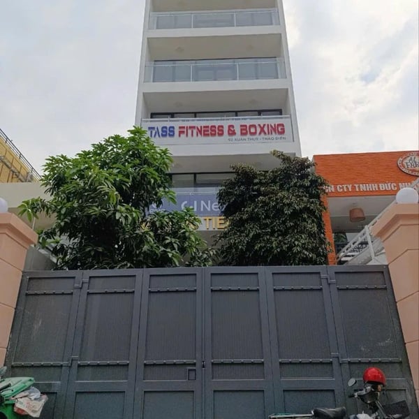 Bán toà nhà 92 Xuân Thủy, P. Thảo Điền, Quận 2