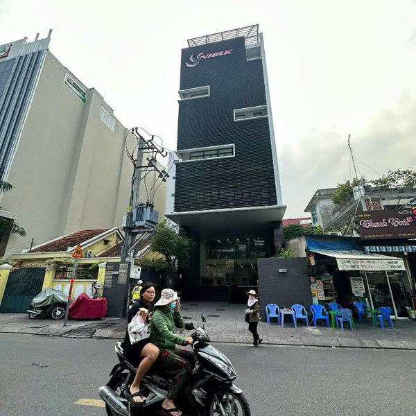 Bán tòa nhà 102 - 102A Nguyễn Văn Đậu, Phường 7, Quận Bình Thạnh