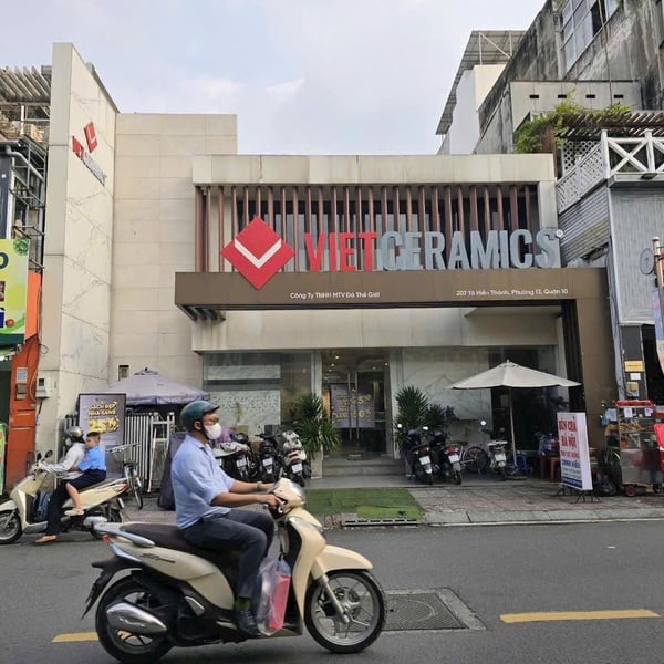 Cho thuê nhà 207 Tô Hiến Thành, P. Hoà Hưng, Quận 10