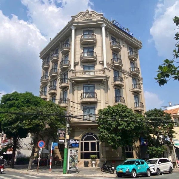 Bán tòa nhà CHDV 56 Đường Số 23, Phường Tân Quy, Quận 7