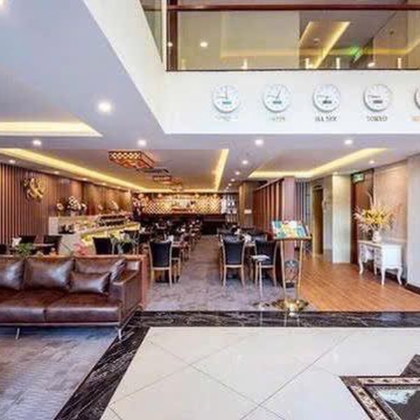 Bán khách sạn 88 - 88A Yên Thế, Phường 2, Quận Tân Bình