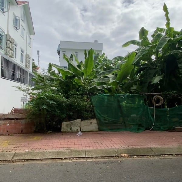 Bán đất khu Kim Sơn đường số 5  Tân Phong 10m x 20m