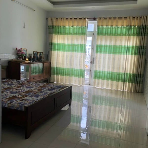 Nhà 3 tầng mặt tiền hẻm 793 Trần Xuân Soạn, KDC Kiều Đàm  4,65m x 22m nở hậu 4,86m