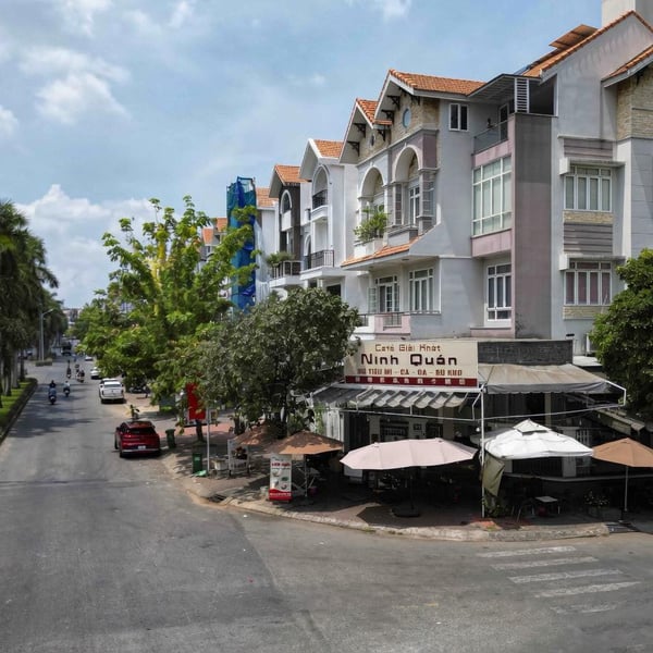 Bán biệt thự Him Lam, số 2 Hoàng Trọng Mậu, Phường Tân Hưng, Quận 7