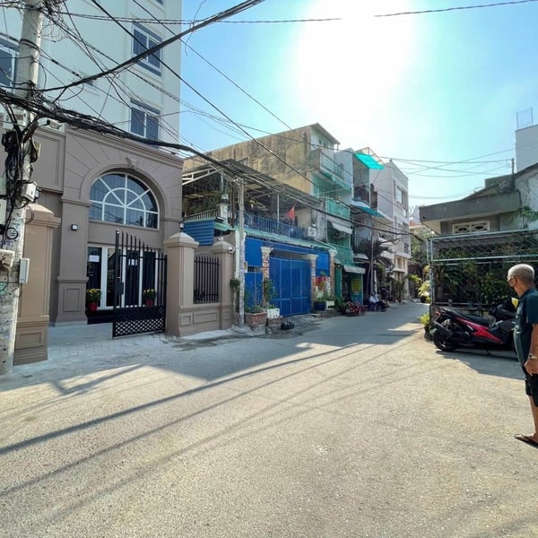 Bán tòa nhà căn hộ dịch vụ Quận Bình Thạnh đường Nguyễn Văn Đậu