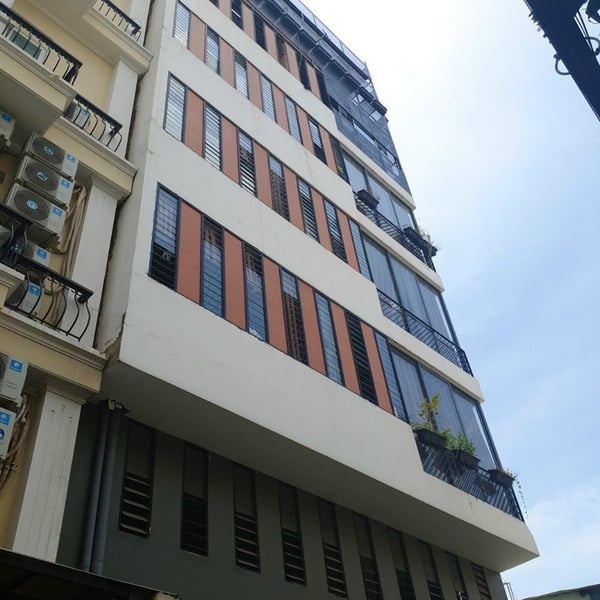 Tòa nhà khai thác dòng tiền 10m x 30m Roi 9,4%