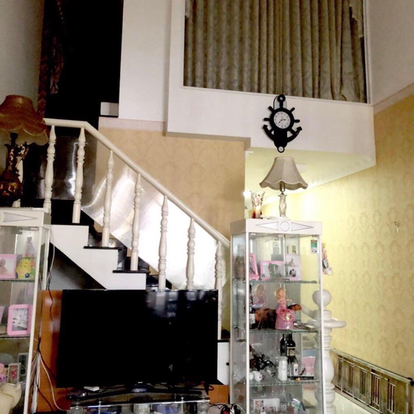 Nhà hẻm 88 Nguyễn Văn quỳ , 4m x 18m