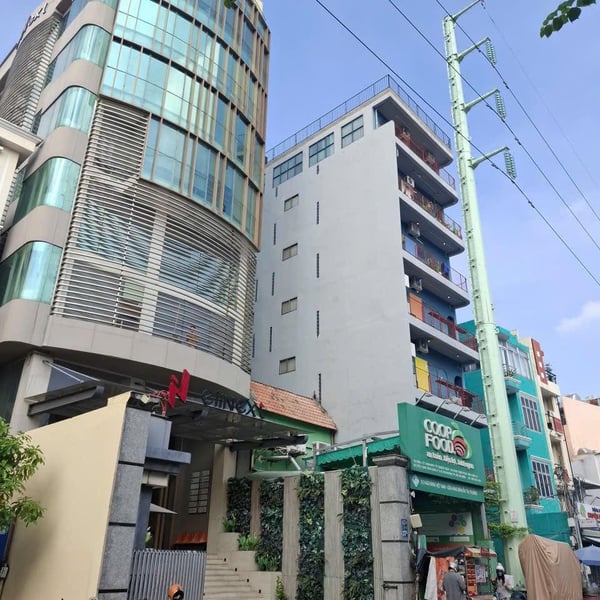 Bán toà nhà 37A Phan Xích Long, P3, Quận Phú Nhuận