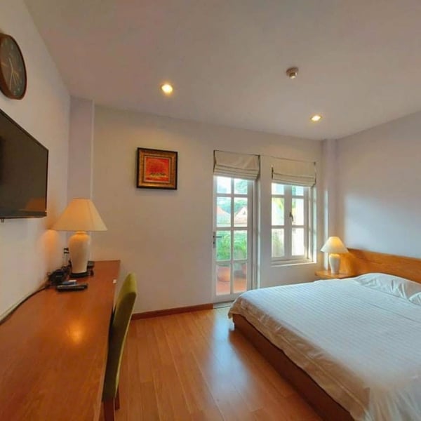 Bán nhà 42 Lê Thánh Tôn, Phường Bến Nghé, Quận 1