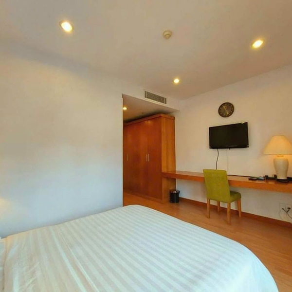 Bán nhà 42 Lê Thánh Tôn, Phường Bến Nghé, Quận 1