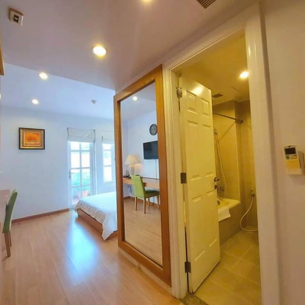 Bán nhà 42 Lê Thánh Tôn, Phường Bến Nghé, Quận 1