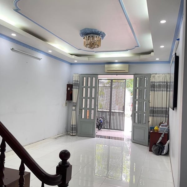 Nhà khu Cư Xá Ngân Hàng Quận 7 đường số 13,  4m x 16m