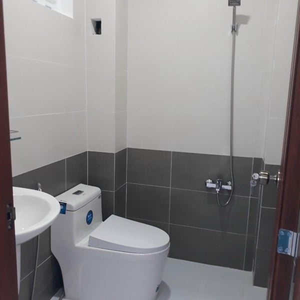 Nhà 2 tầng mặt tiền đường số Tân Quy 4m x 22m