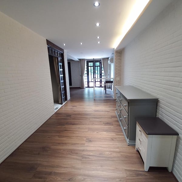 Biệt thự sân vườn Kiều Đàm Quận 7 DT: 11m x 40m