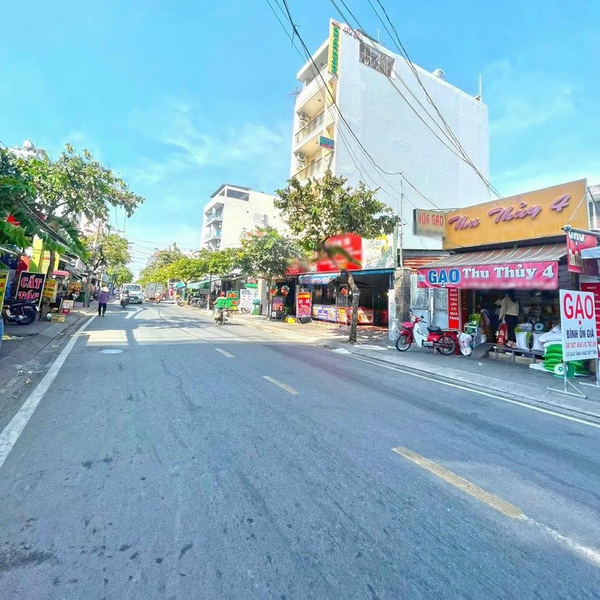 Bán khách sạn 6 tầng mặt tiền Lý Phục Man 6,2m x 20,5m