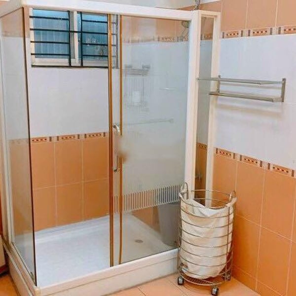 Nhà 4 tầng Lâm Văn Bền , Bình Thuận 5m x20m