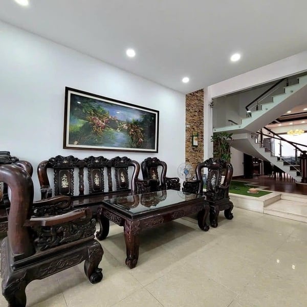 Biệt thự góc 2 mặt tiền Nguyễn Văn Linh 8m x 29,7m