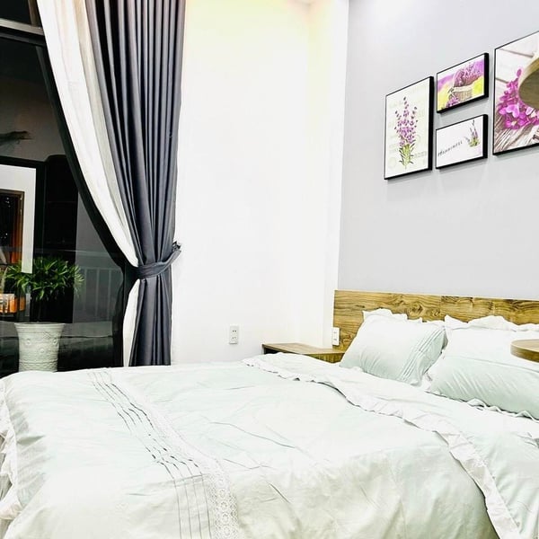 Nhà mới 2 tầng hẻm 502 Huỳnh Tấn Phát 4m x 14m