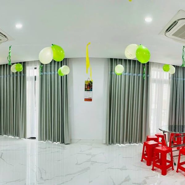 Nhà 5 tầng KDC Kiều Đàm 793 Trần Xuân Soạn 8m x 15m