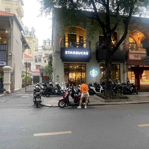 Bán nhà 11-13 Hàn Thuyên, Phường Bến Nghé, Quận 1