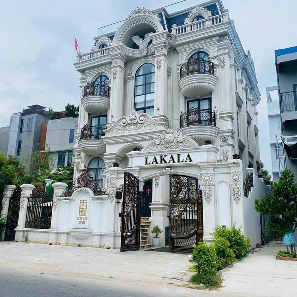 Bán biệt thự 11 Đặng Như Mai, P. Cát Lái, Quận 2