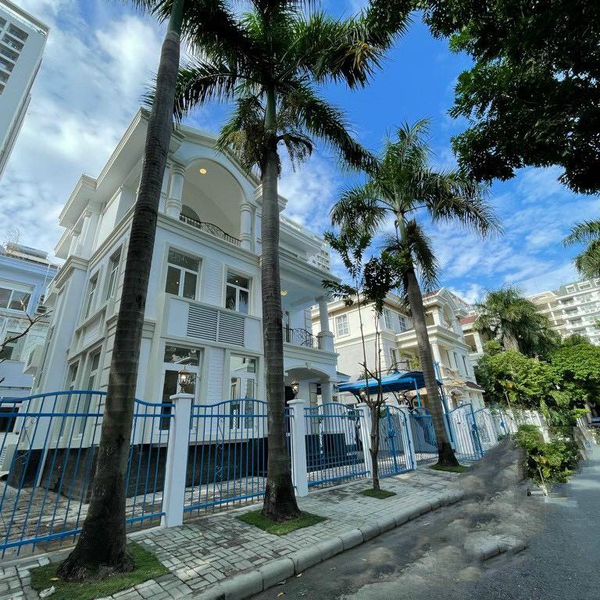 Biệt thự đơn lập Mỹ Văn 1, 17,5m x 16m 