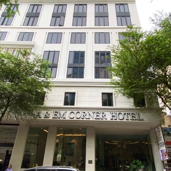 Bán khách sạn số 39 - 41 đường Thủ Khoa Huân, Phường Bến Thành, Quận 1