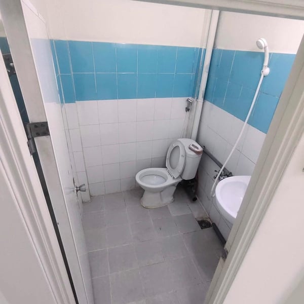 Nhà 2T trần xuân soạn , tân thuận tây, 3.7m x 4.5m nở hậu 6.4m