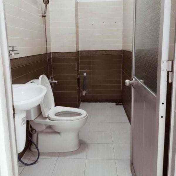 Nhà 2T trần xuân soạn , tân thuận tây, 3.7m x 4.5m nở hậu 6.4m