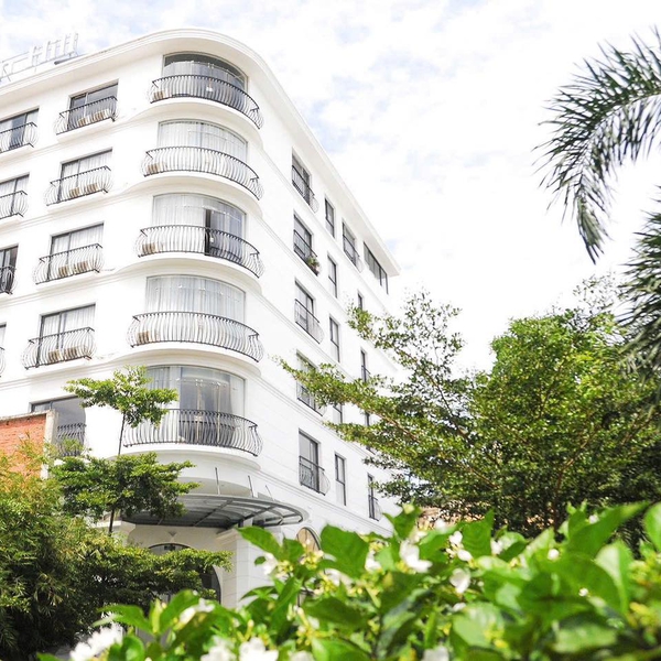 Bán toà nhà căn hộ dịch vụ Gò Vấp mặt tiền đường Trần Bình Trọng 